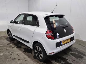 damaged passenger cars Renault Twingo 1.0 SCe 70 12V Hatchback 4Dr Benzine 999cc 52kW (71pk) RWD 2016/5