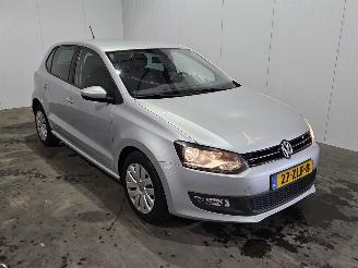 damaged passenger cars Volkswagen Polo 1.2 TSI Hatchback  Benzine 1.197cc 66kW (90pk) FWD 2013/1