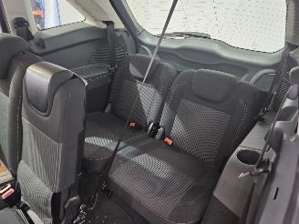 Ford Grand C-Max 1.0 Ti-VCT EcoBoost 12V 125 MPV  Benzine 998cc 92kW (125pk) FWD picture 9