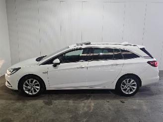 Opel Astra SPORTS TOURER+ 1.6 CDTI 110 16V Combi/o  Diesel 1.598cc 81kW (110pk) FWD picture 6