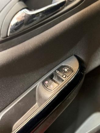 Opel Corsa-E 1.0 Turbo Business+ picture 15