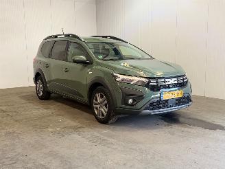 Vaurioauto  passenger cars Dacia Jogger 1.0 TCe 100 ECO-G Expression 5p. 2023/6