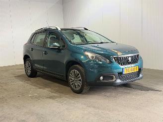 uszkodzony samochody osobowe Peugeot 2008 1.2 PureTech Blue Lion 2018/7