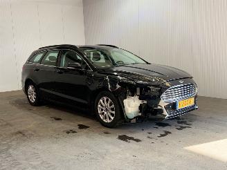 Damaged car Ford Mondeo 1.0 EcoBoost Trend 2016/1