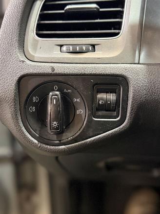 Volkswagen Golf 1.2 TSI Trendline picture 14