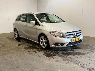 Schadeauto Mercedes B-klasse 180 CDI Ambition 2013/6