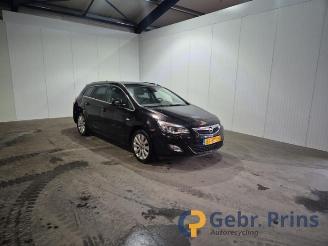 Vrakbiler auto Opel Astra Astra J Sports Tourer (PD8/PE8/PF8), Combi, 2010 / 2015 1.4 16V ecoFLEX 2011/8