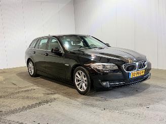Voiture accidenté BMW 5-serie 520d Executive 2011/1