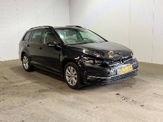 skadebil auto Volkswagen Golf 1.0 TSI Comfortline 2017/4