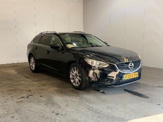 Vaurioauto  passenger cars Mazda 6 2.2D Skylease+ 2014/10
