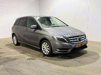 Schadeauto Mercedes B-klasse 180 Ambition 2012/5