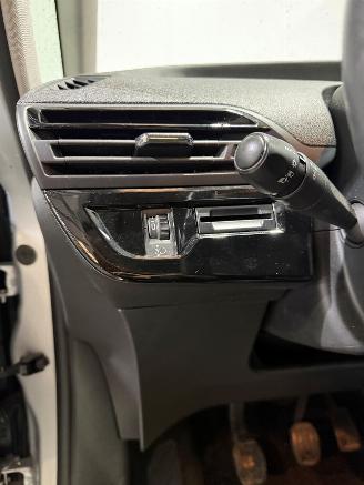 Citroën C4 PICASSO 1.6 HDi Intensive picture 14