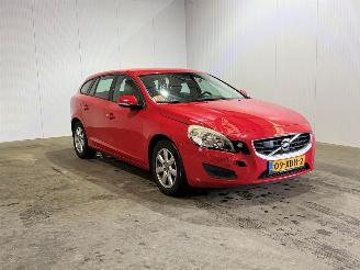 skadebil auto Volvo V-60 1.6 T3 Kinetic 2012/5