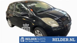 Uttjänta bilar auto Toyota Yaris Yaris II (P9), Hatchback, 2005 / 2014 1.0 12V VVT-i 2006/6