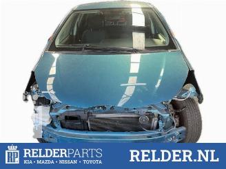 Uttjänta bilar auto Toyota Yaris Yaris III (P13), Hatchback, 2010 / 2020 1.0 12V VVT-i 2011/9
