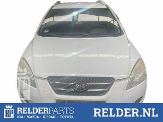 Uttjänta bilar auto Kia Cee d Cee'd Sporty Wagon (EDF), Combi, 2007 / 2012 1.6 16V 2009/6