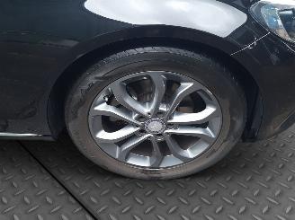 Mercedes C-klasse 180   BLUE EFFINCIENCY picture 23