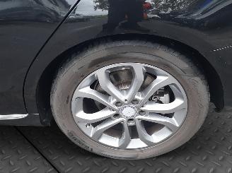 Mercedes C-klasse 180   BLUE EFFINCIENCY picture 21