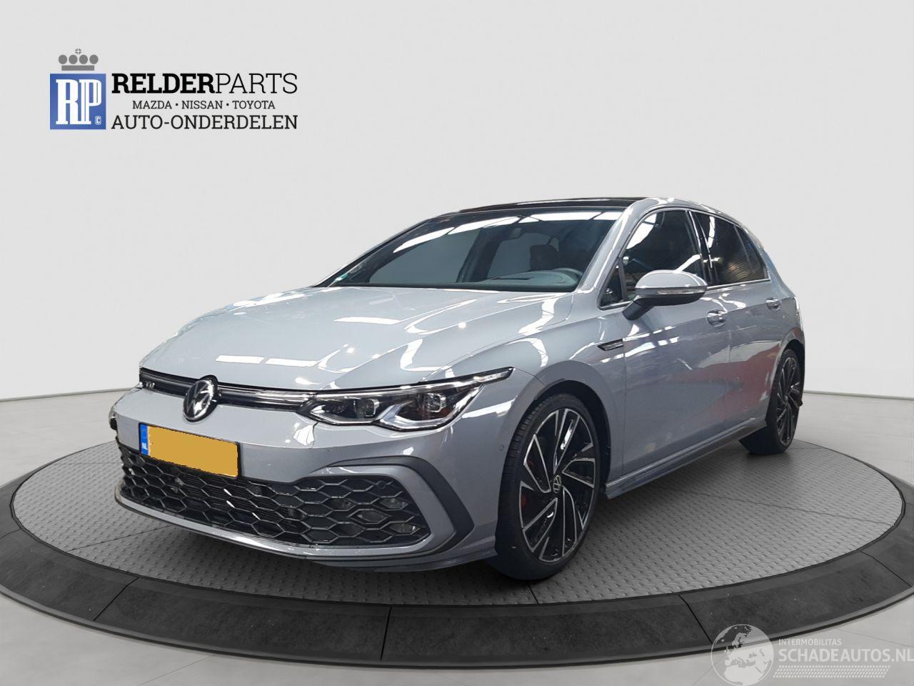 Volkswagen Golf 2.0 GTD  PANO HARMAN KARDON