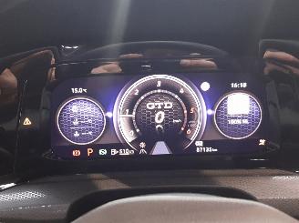 Volkswagen Golf 2.0 GTD  PANO HARMAN KARDON picture 11