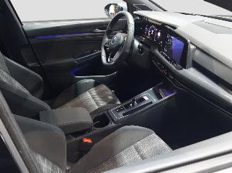 Volkswagen Golf 2.0 GTD  PANO HARMAN KARDON picture 16