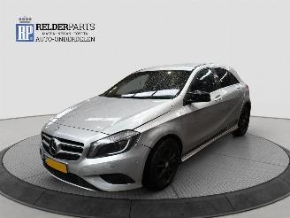 skadebil auto Mercedes A-klasse 180 CDI 2013/12