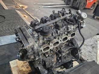 Dezmembrări autoturisme Mercedes C-klasse C-350  HYBRIDE   2.0 16V  205 KW 2015/4