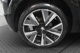 Peugeot 208 1.2 GT LINE PURE TECH picture 21