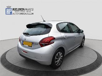 Peugeot 208 1.2 VVTI picture 5