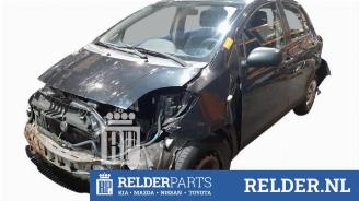 Toyota Yaris Yaris II (P9), Hatchback, 2005 / 2014 1.0 12V VVT-i picture 2