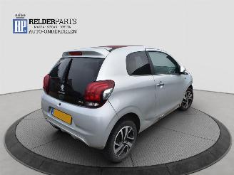 Peugeot 108 1.2 VTI     ONLY FOR PARTS picture 5