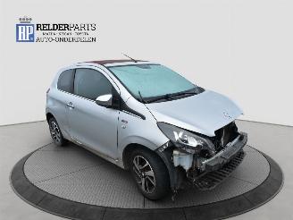 Peugeot 108 1.2 VTI     ONLY FOR PARTS picture 8