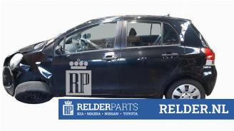 Toyota Yaris Yaris II (P9), Hatchback, 2005 / 2014 1.0 12V VVT-i picture 3