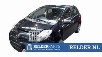 Toyota Yaris Yaris II (P9), Hatchback, 2005 / 2014 1.0 12V VVT-i picture 2