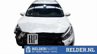 Vrakbiler auto Kia Cee d Cee'd Sportswagon (JDC5), Combi, 2012 / 2018 1.4i 16V 2017/7