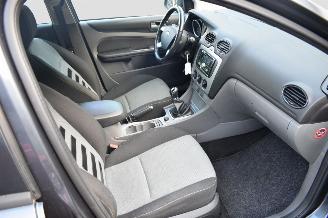 Ford Focus 1.6 16V picture 15