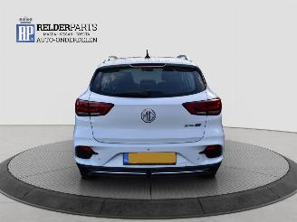 MG ZS EV 50 KW SUV picture 4
