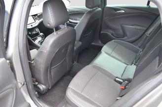 Opel Astra SPORTS TOURER+ 1.0 picture 12