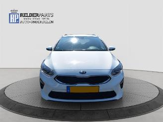 Kia Ceed 1.0 T-GDI picture 2