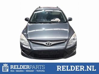 Salvage car Hyundai I-30 i30 Crosswagon (WWH), Combi, 2007 / 2012 1.4 CVVT 16V 2010/5