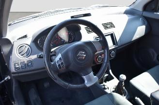 Suzuki Swift 1.6 SPORT picture 10