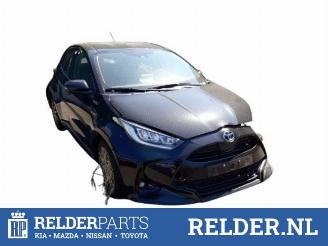 Uttjänta bilar auto Toyota Yaris Yaris IV (P21/PA1/PH1), Hatchback, 2020 1.5 12V Hybrid 115 2020/12