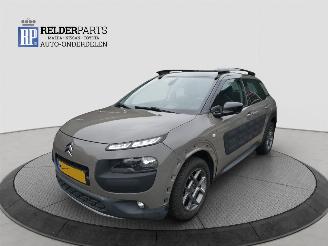 Vaurioauto  passenger cars Citroën C4 cactus 1.2 PURE TECH 2015/5