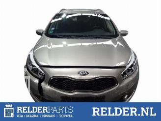 Avarii autoturisme Kia Cee d Cee'd Sportswagon (JDC5), Combi, 2012 / 2018 1.6 GDI 16V 2013/1