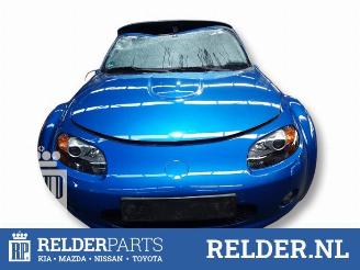 Vrakbiler auto Mazda MX-5 MX-5 (NC), Cabrio, 2005 / 2016 2.0i 16V 2006/12