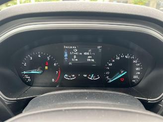 Ford Focus 1.0 EcoBoost Hybrid Connected | picture 17