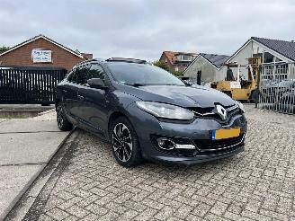 Damaged car Renault Mégane 1.2 TCe Bose | PANO AUTOMAAT!! 2015/3