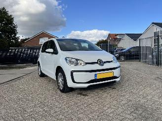 krockskadad bil auto Volkswagen Up! 1.0 BMT move up! | 57.363 KM!! 2021/2