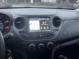 Hyundai I-10 1.0i cool navi picture 17
