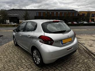 Peugeot 208 1.2 Allure 26.169 KM !! picture 22